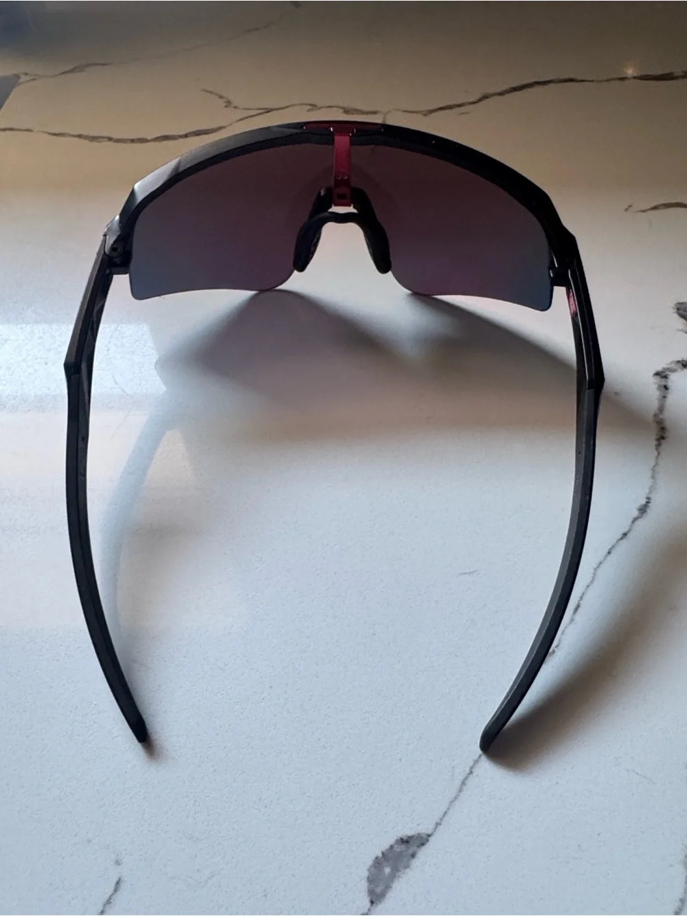 Oakley sutro lite